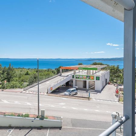 Deluxe 3 Bedroom Apartment With Sea View Baška Voda Exterior foto